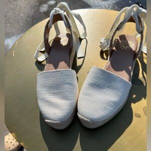 Vince Camuto Women's Cream Espadrilles